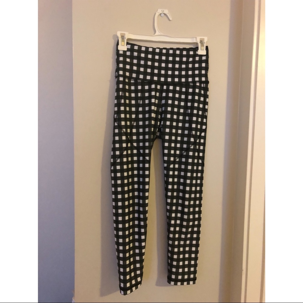 ALBION Black Check Capris XXS